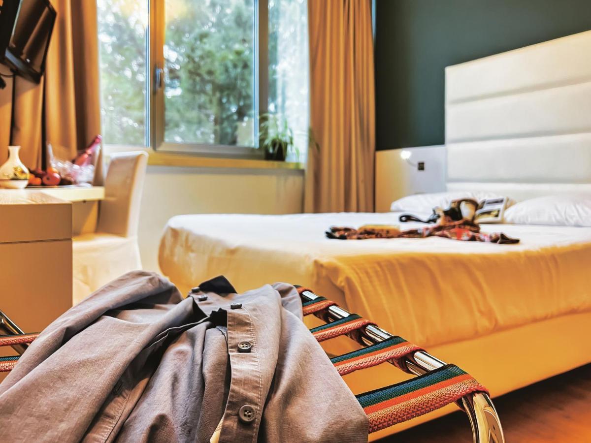 Hotel Abruzzi Teramo Dış mekan fotoğraf