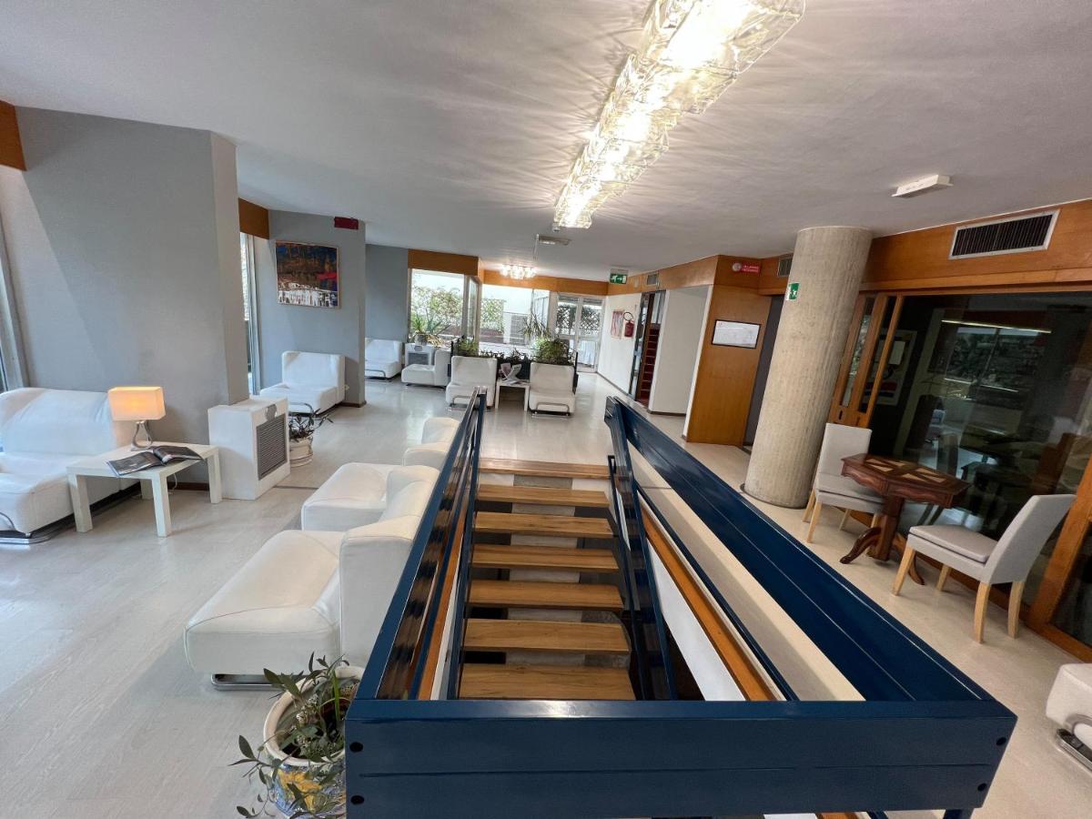 Hotel Abruzzi Teramo Dış mekan fotoğraf