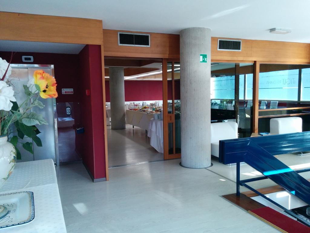 Hotel Abruzzi Teramo Dış mekan fotoğraf
